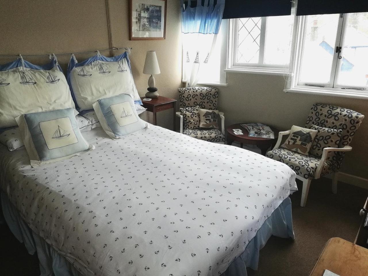 Bed and Breakfast The House On The Props Polperro Habitación foto